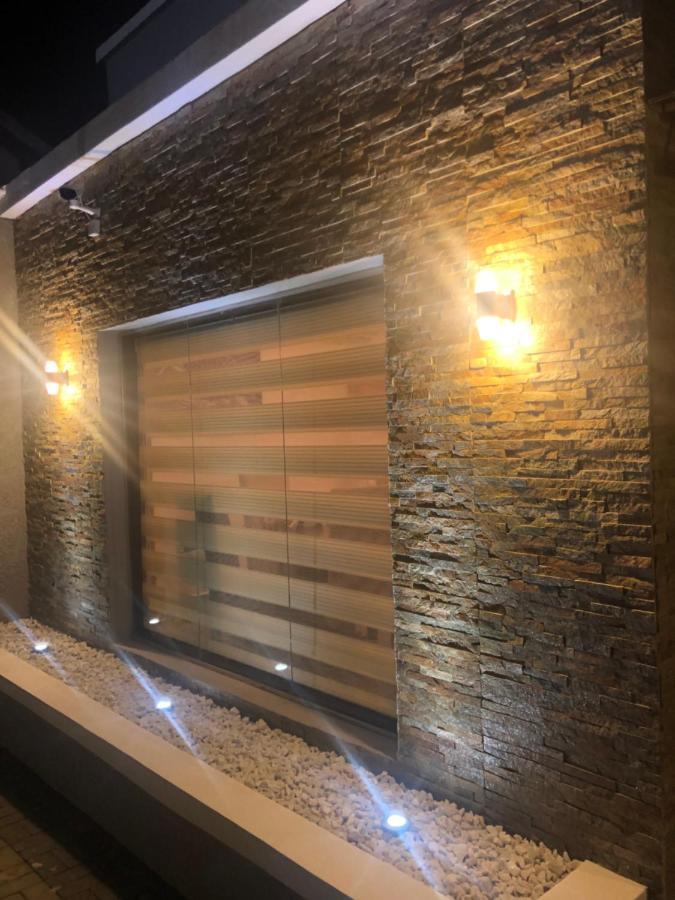 Moz One Executive Guest Rooms Agadez Mobushipe Exteriör bild