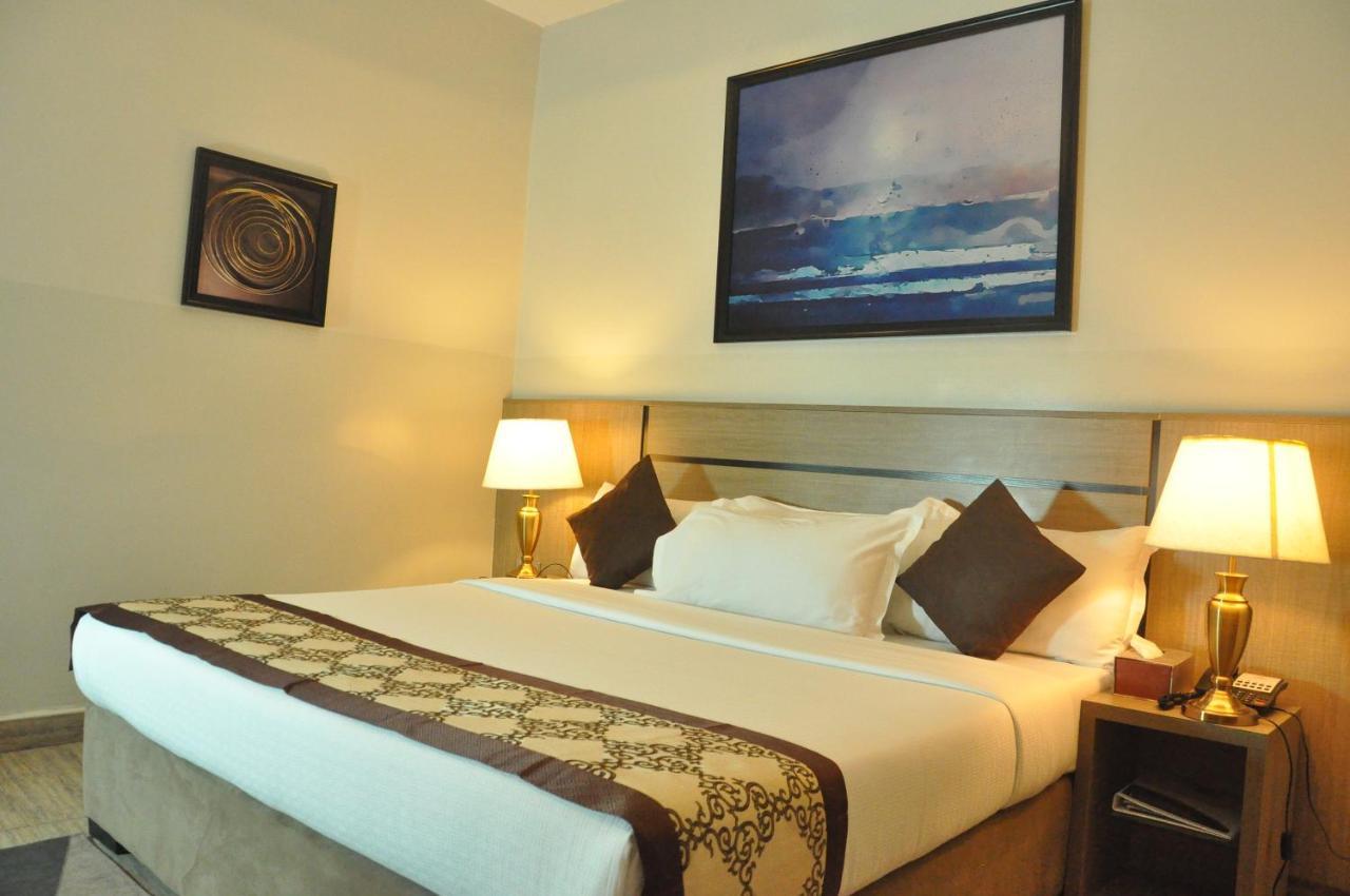 Moz One Executive Guest Rooms Agadez Mobushipe Exteriör bild
