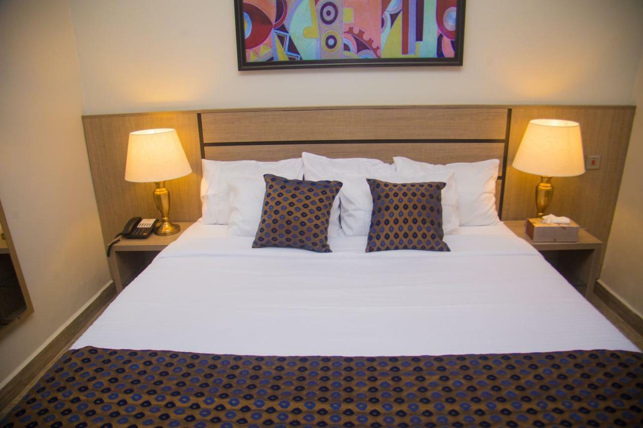 Moz One Executive Guest Rooms Agadez Mobushipe Exteriör bild